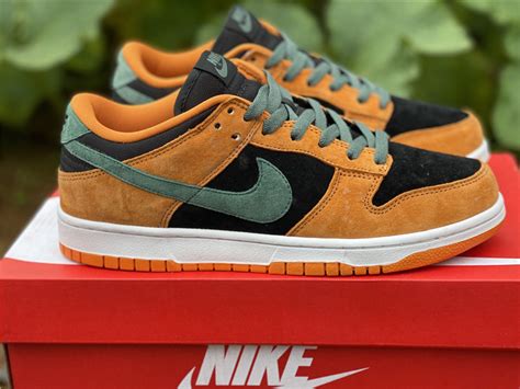 buy authentic Nike Sb Dunks